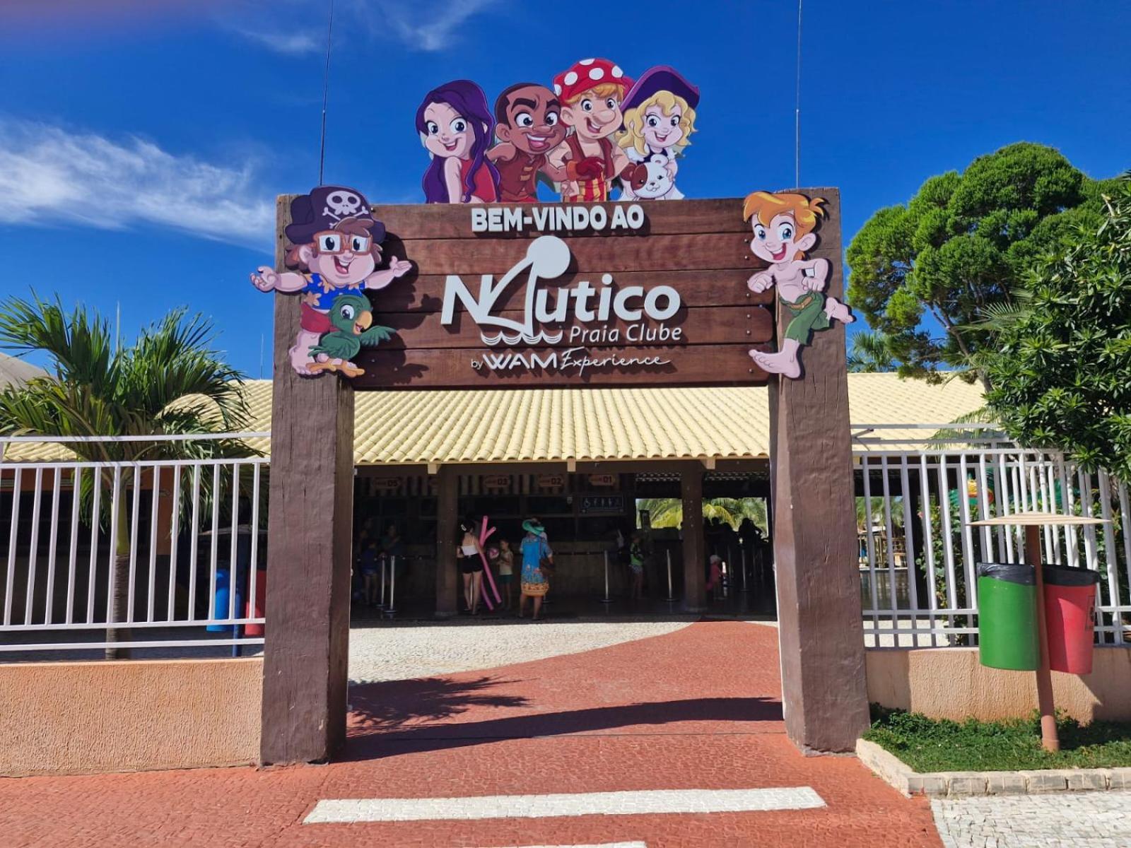 Nautico Flat Service